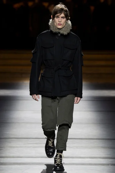 Look 5